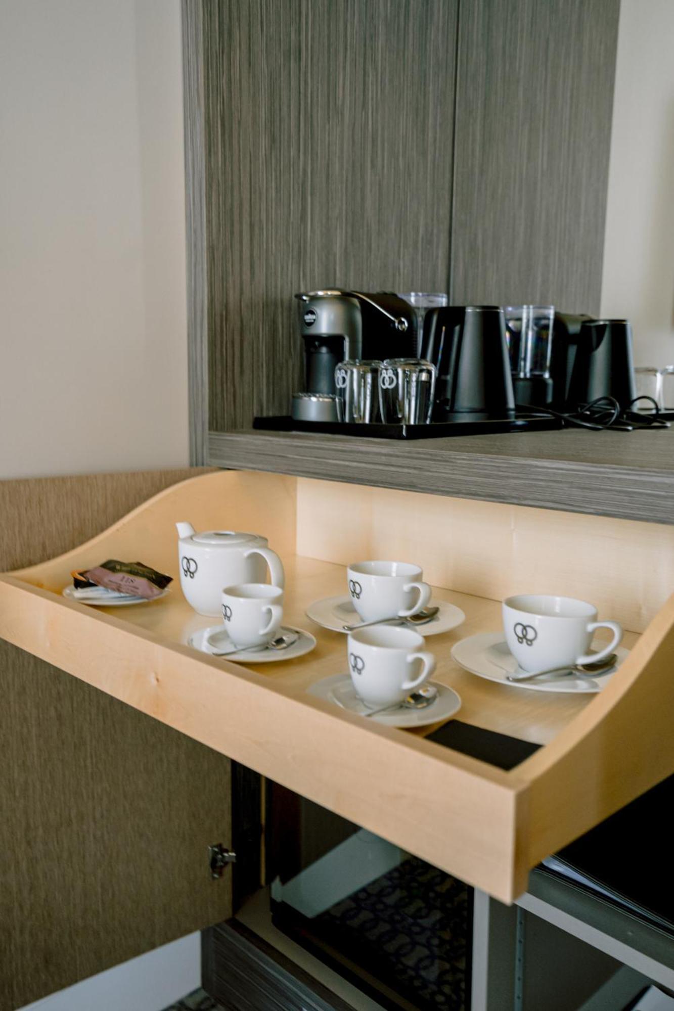 Hotel Alchimy Алби Екстериор снимка